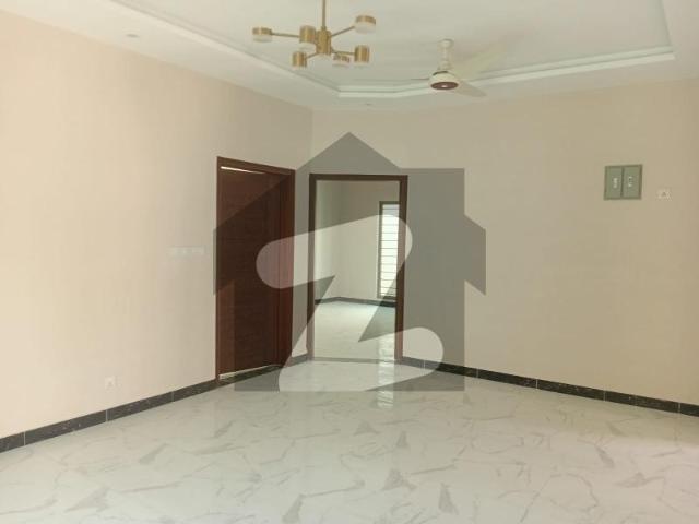 Saima Fine Tower 2 bed d. D Flat Available For Rent Shaheed Millat Road