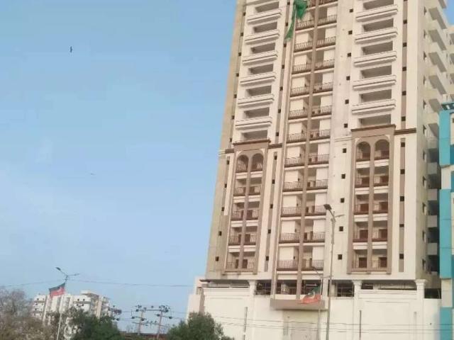 Saima pari unique block L 3 bed d flat for sale Karachi North Nazimabad ID 07861