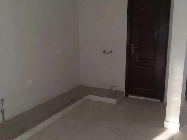 Saima Royal Resdiency Good Deal Karachi Gulshan E Iqbal Block 2 ID 67477