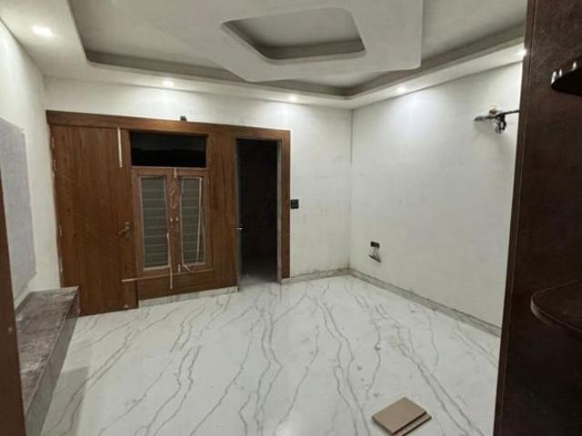 Sainik Colony, Sector 49 3 Bedroom 145 Sq. Yd. Builder Floor in Sainik Colony Faridabad Listing ID: #10364