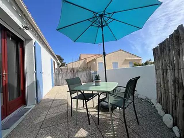 Saint Trojan les Bains 17370 Achat / Vente appartement 1 pièce t1 au dernier étage parking