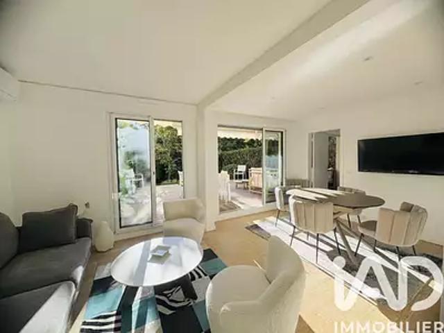 Saint Tropez 83990 Achat / Vente appartement 4 pièces t4 parking