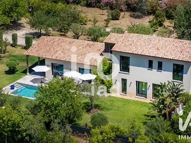 Saint Tropez 83990 Achat / Vente maison 6 pièces t6 parking