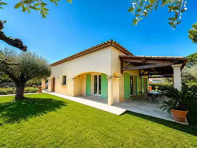 Saint Tropez 83990 Achat / Vente maison 8 pièces t8 au dernier étage