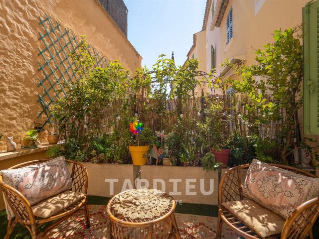 Saint Tropez: appartement central avec terrasse 48m² Saint Tropez