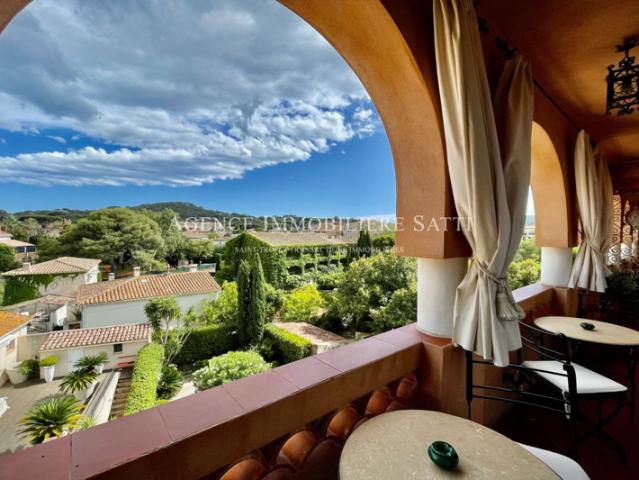 SAINT TROPEZ Au coeur du village