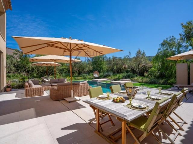 Saint Tropez Belle villa contemporaine