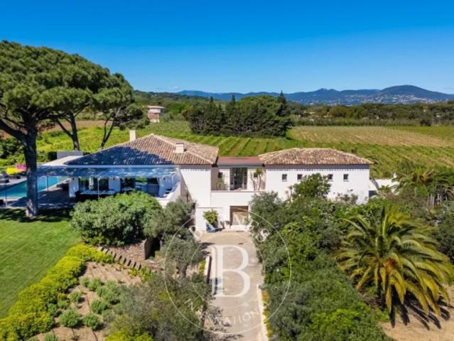 SAINT TROPEZ LES SALINS VILLA CONTEMPORAINE 6 CHAMBRES