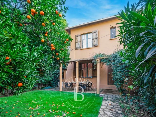 SAINT TROPEZ MAISON MITOYENNE 4 CHAMBRES
