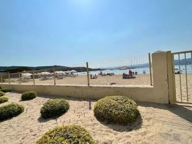 SAINT TROPEZ — PIEDS DANS L'EAU VUE MER 3 CHAMBRES