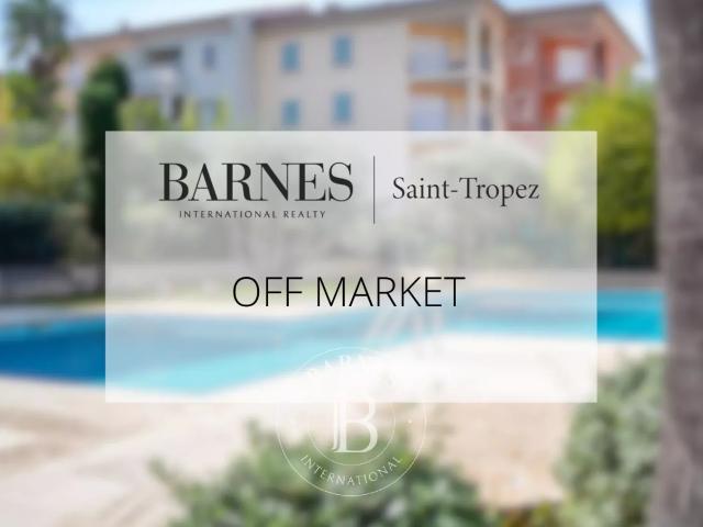 SAINT TROPEZ PROCHE CENTRE 2 CHAMBRES PISCINE