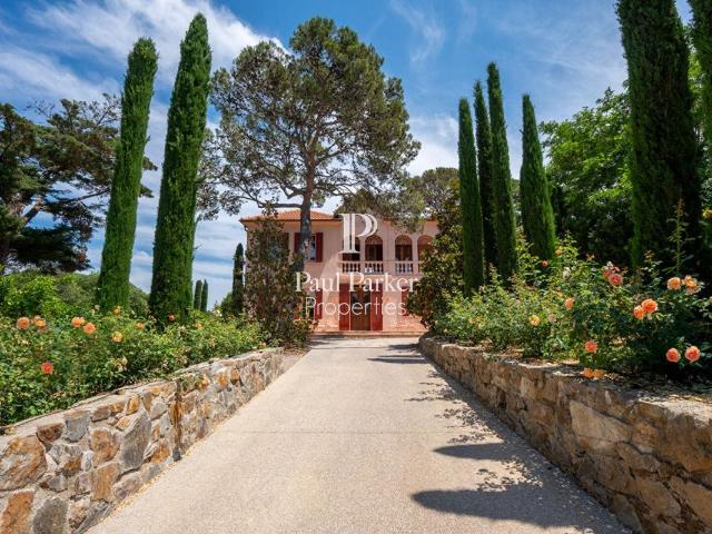 Saint Tropez Villa de caractère à pieds le la Place des Li. 270m² Saint Tropez