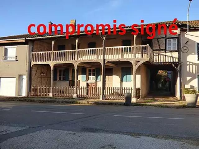 Saint Trivier de Courtes 01560 Achat / Vente maison 6 pièces t6 au dernier étage