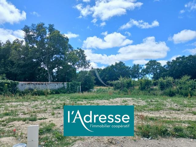 Saint Urbain Vente Terrain 85