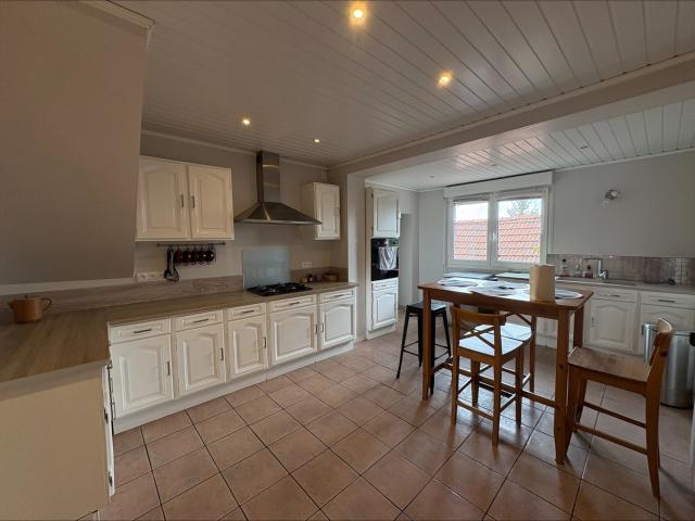Saint Vaast lès mello appartement de 121m2