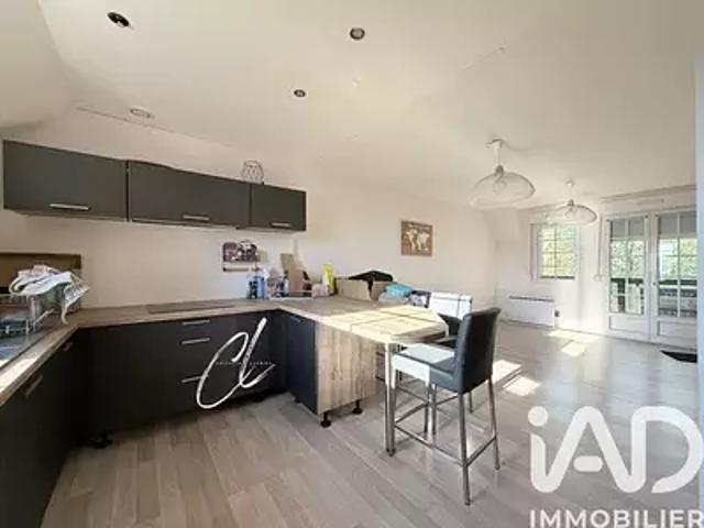 Saint Valérien 89150 Achat / Vente appartement 3 pièces t3 au dernier étage parking