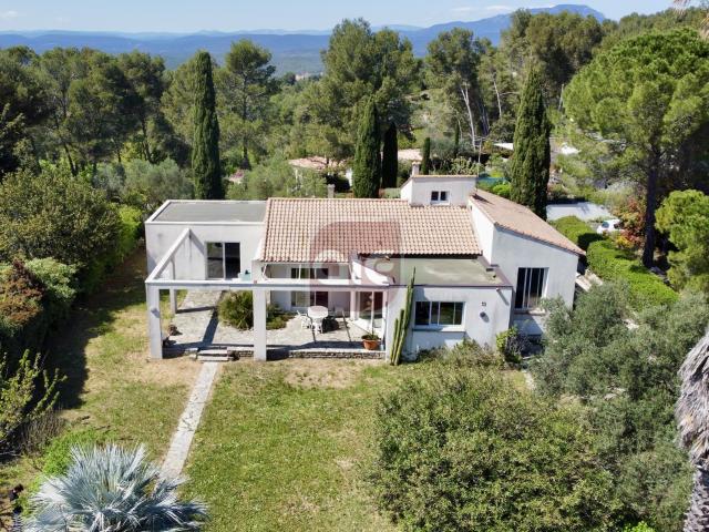 Saint Vincent De Barbeyrargues Villa de 195 m2 sur 1981 m2 de terrain