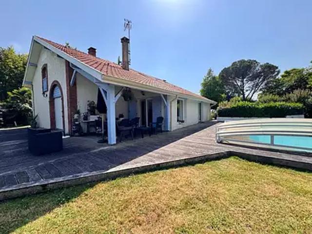 Saint Vincent de Tyrosse 40230 Achat / Vente maison 6 pièces t6 piscine jardin