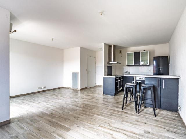 Saint Vincent De Tyrosse: appartement T3 de 62m2 avec balcon