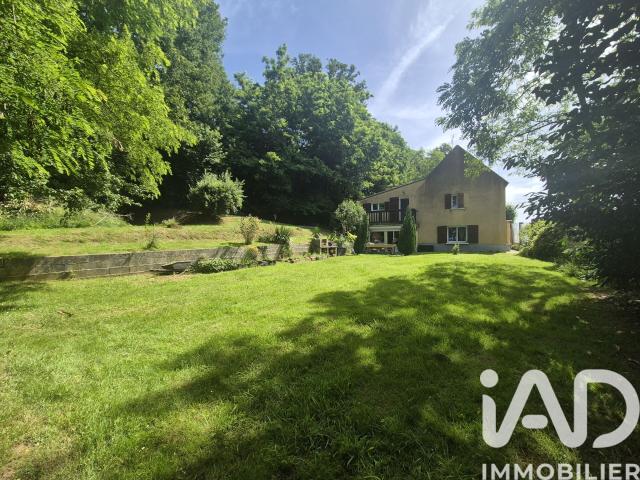 Saint Victor de Buthon Vente Immeuble 28