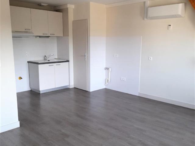 Saint Vit Location Appartement 25