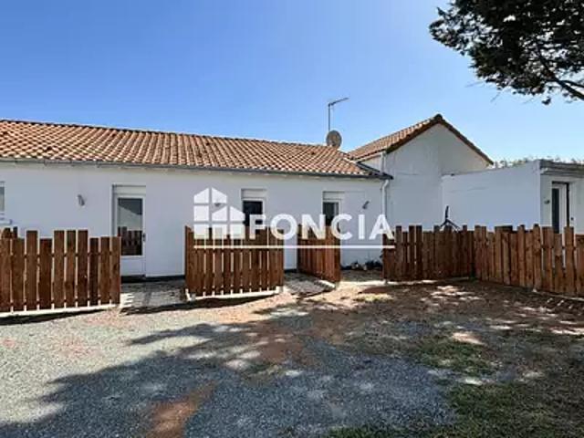 Saint Vivien 17220 Achat / Vente immeuble