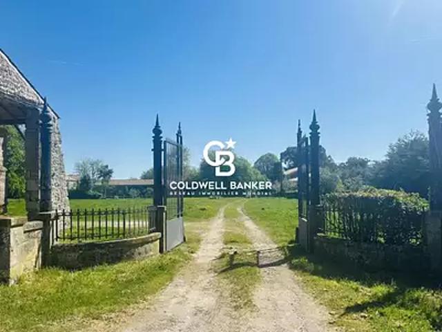 Saint Vivien de Médoc 33590 Achat / Vente maison 30 pièces t30