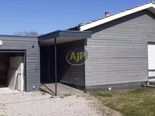 Saint Vivien de Médoc 33590 Achat / Vente maison 5 pièces t5 au dernier étage terrasse