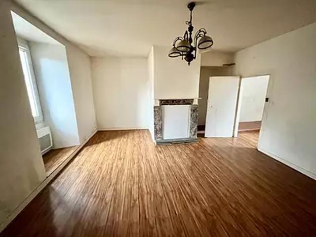 Saint Yrieix la Perche 87500 Achat / Vente appartement 4 pièces t4 au dernier étage
