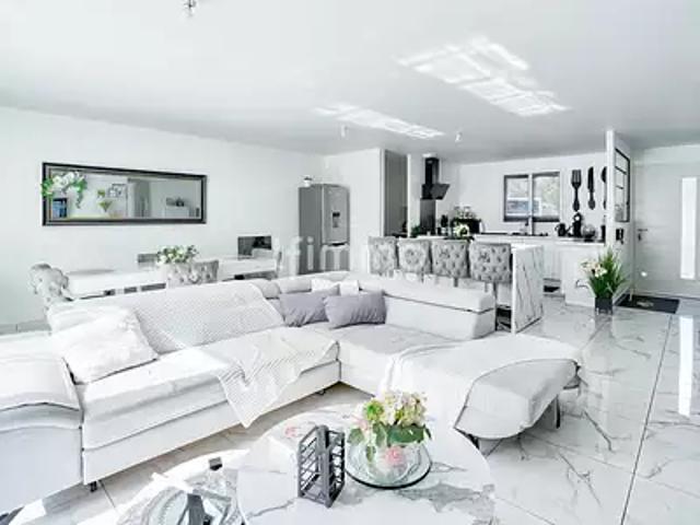 Saint Yzan de Soudiac 33920 Achat / Vente maison 6 pièces t6 parking