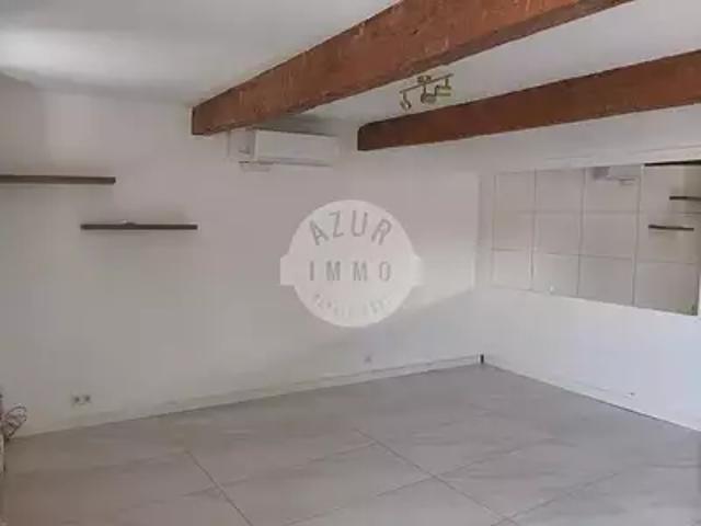 Saint Zacharie 83640 Achat / Vente appartement 4 pièces t4 cave