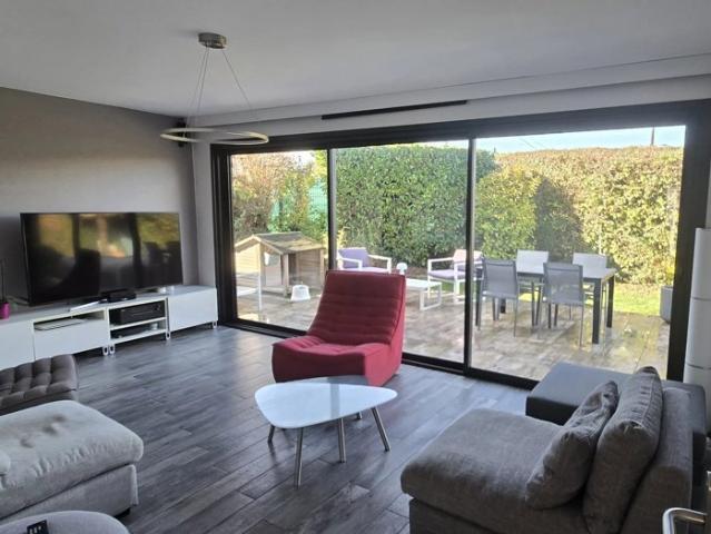 Saint Acheul / Pavillon individuel de plain pied / Garage