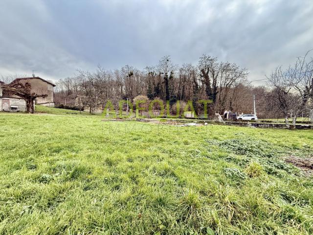 SAINT AGNIN SUR BION, Terrain constructible de 750m2.
