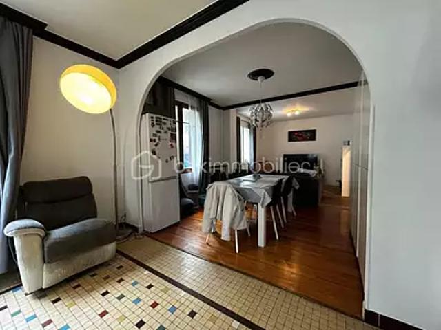 Saint Affrique 12400 Achat / Vente maison 6 pièces t6 terrasse cave
