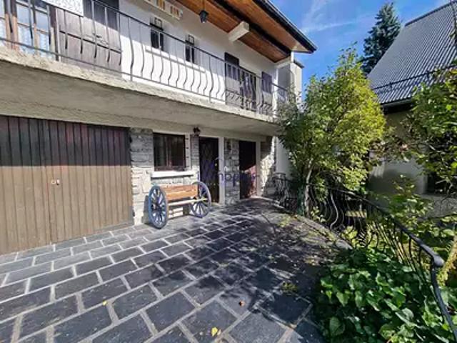 Saint Alban des Villards 73130 Achat / Vente maison 9 pièces t9 terrasse parking