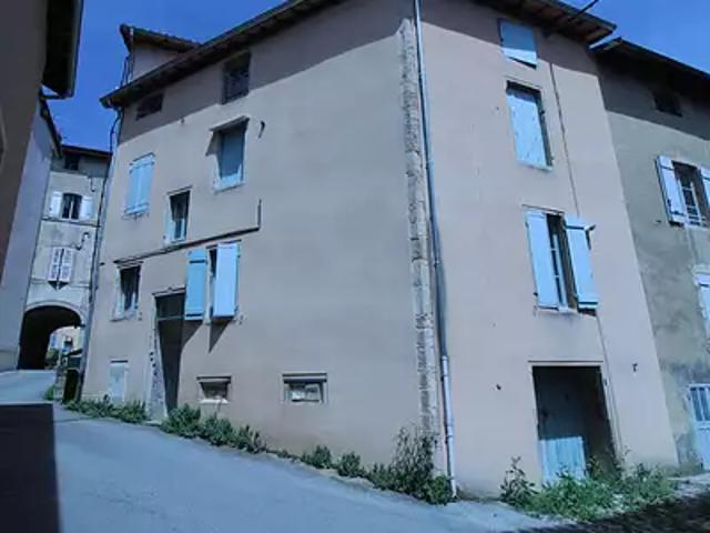 Saint Amour 39160 Achat / Vente maison 13 pièces t13