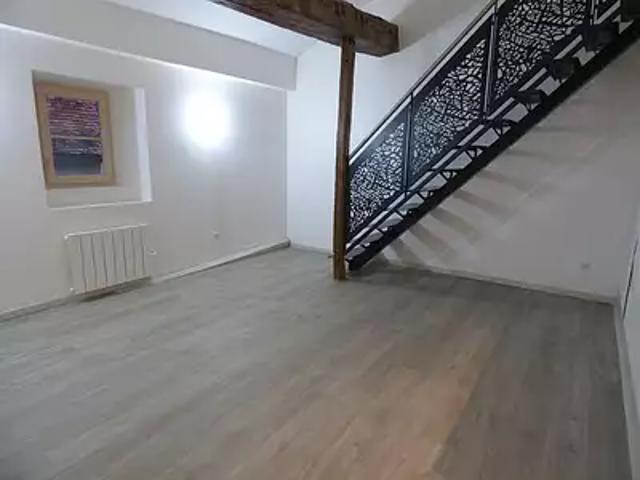 Saint Amour 39160 Location appartement 3 pièces t3 au dernier étage