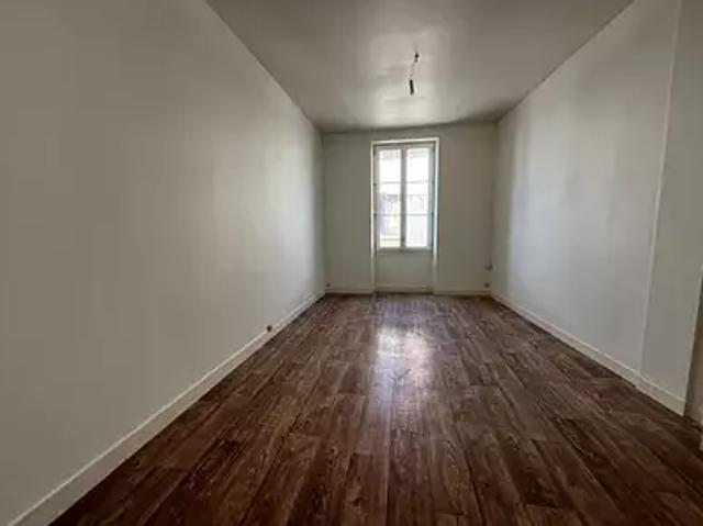 Saint Amand Montrond 18200 Achat / Vente appartement 2 pièces t2