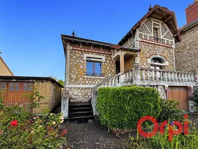 Saint Amand Montrond 18200 Achat / Vente maison 5 pièces t5 jardin terrasse