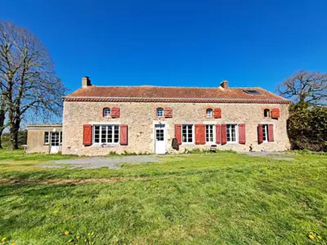 Saint Amand sur Sèvre 79700 Achat / Vente maison 5 pièces t5
