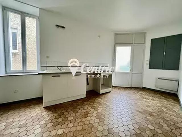 Saint Amand sur Sèvre 79700 Location maison 3 pièces t3