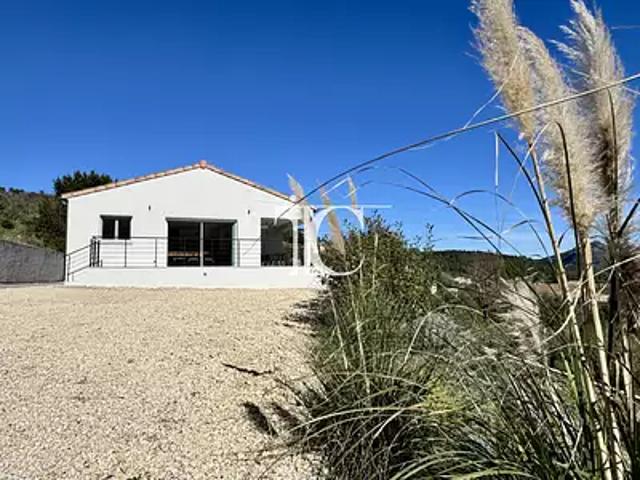 Saint Ambroix 30500 Achat / Vente maison 4 pièces t4 au dernier étage terrasse