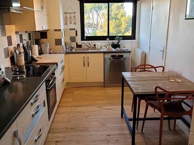 SAINT ANNE Apt Toit Terrasse Marseille 4 pièce s 82.52 m² Meublé, Parking privatif