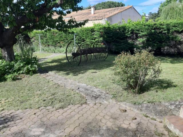 SAINT ANDIOL MAISON FAMILIALE 6 Piéces