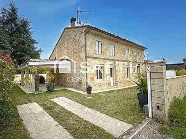 Saint Yzan de Soudiac 33920 Achat / Vente maison 6 pièces t6 piscine terrasse