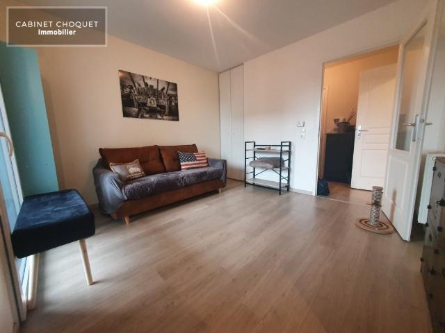 SAINT ANDRE LIMITE VIEUX LILLE LAMBERSART PROX RUE GAMBETTA RUE DE LILLE BUS F1 BBC AVEC BALCON PARKING Disponible à partir du 07 août