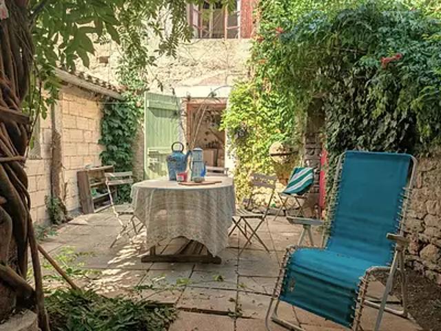 Saint Antonin Noble Val 82140 Achat / Vente maison 3 pièces t3 au dernier étage