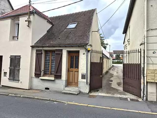 Saint Arnoult en Yvelines 78730 Achat / Vente appartement 2 pièces t2 parking