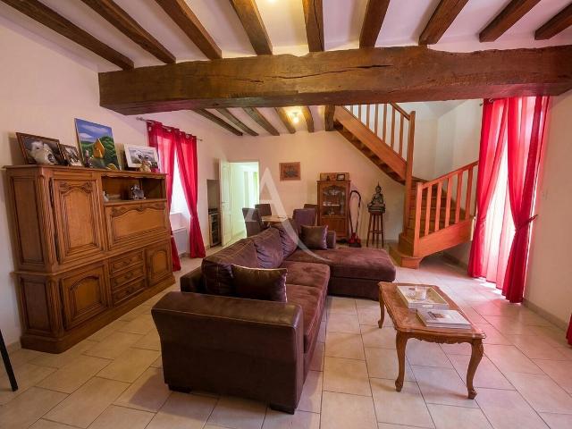 Saint Augustin des Bois Location Maison 49