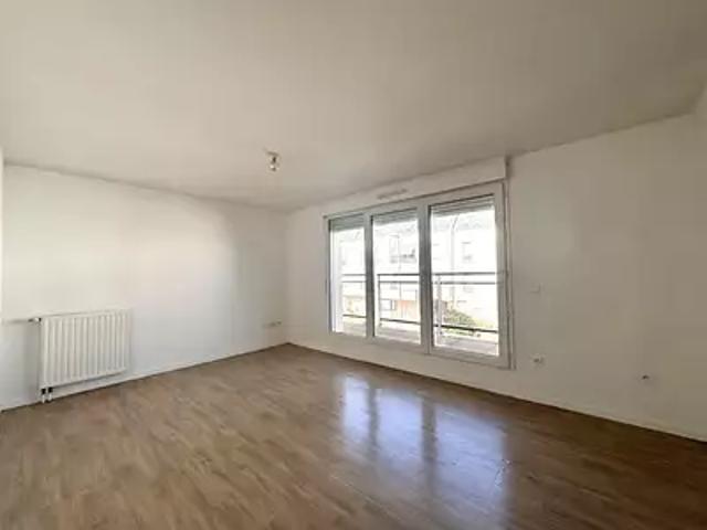 Saint Avertin 37550 Location appartement 2 pièces t2 terrasse parking